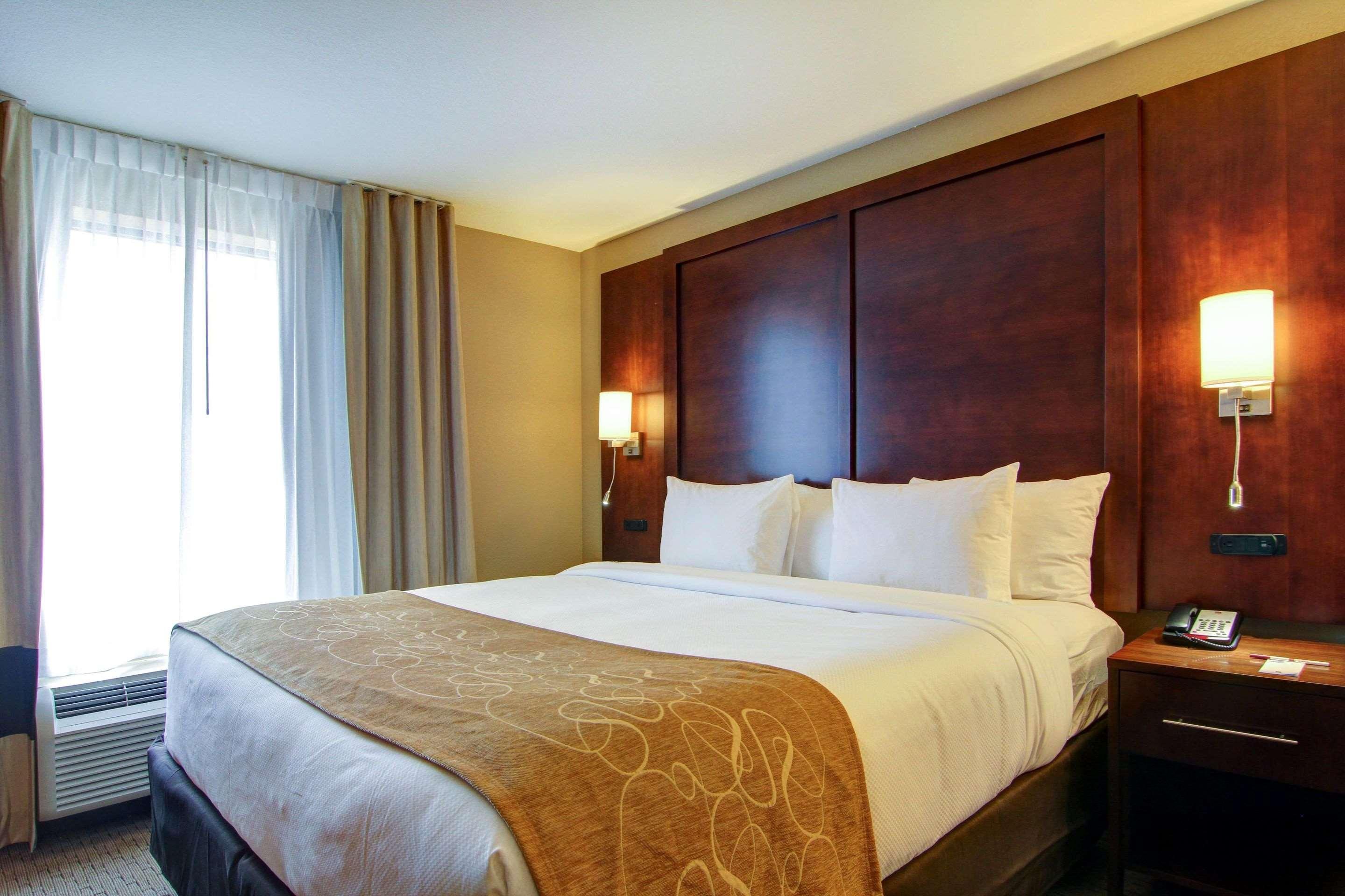 Comfort Suites Карлсбад Екстериор снимка