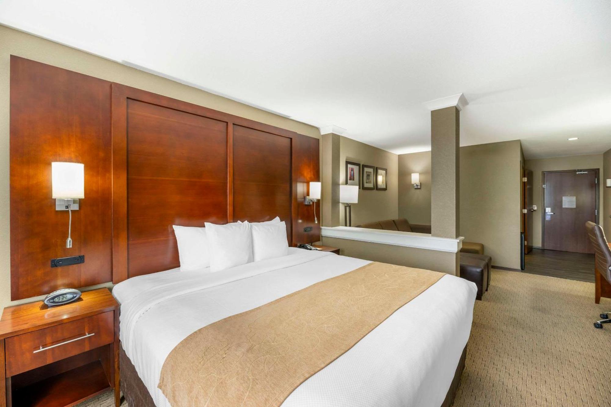 Comfort Suites Карлсбад Екстериор снимка