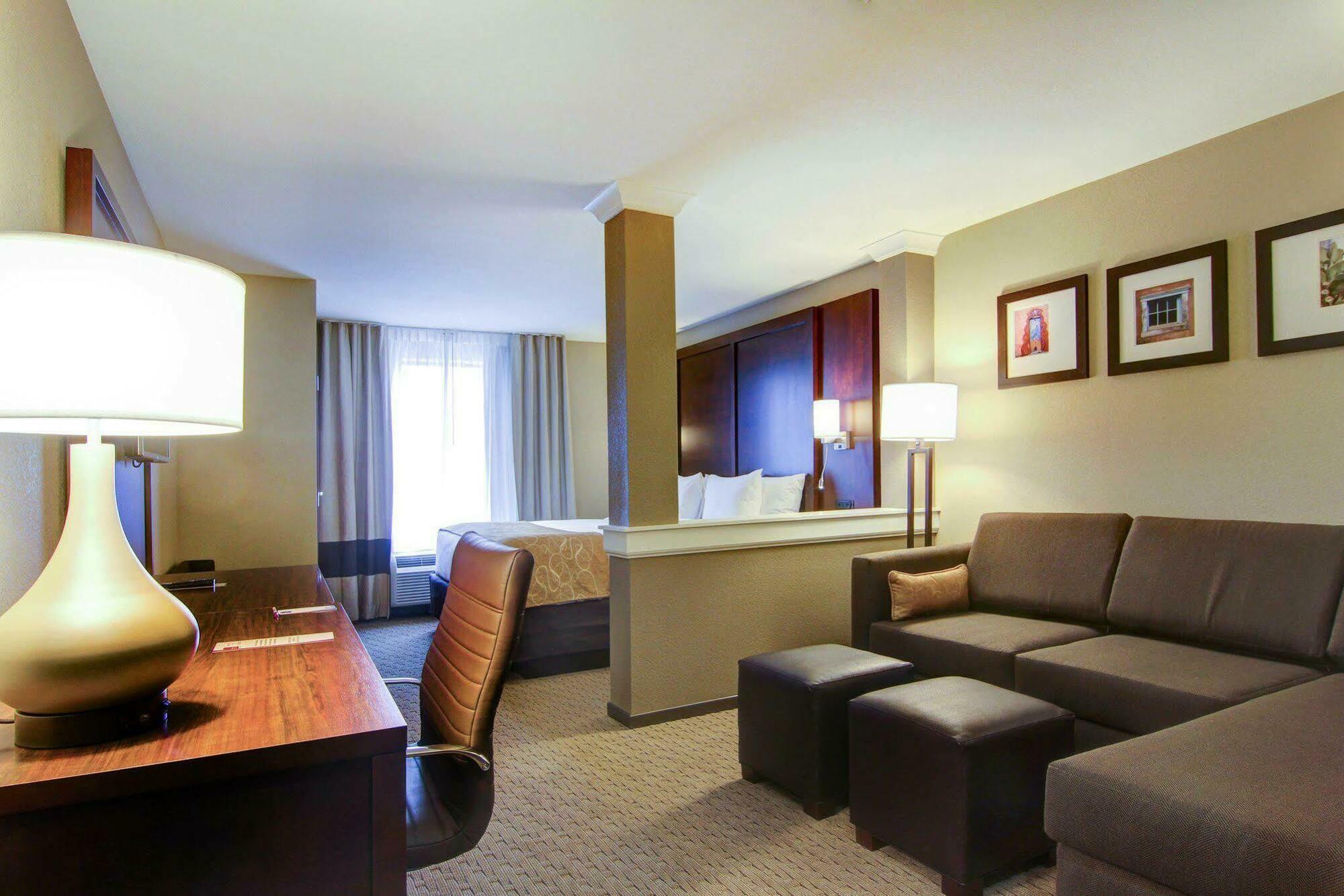 Comfort Suites Карлсбад Екстериор снимка